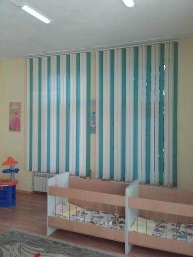 вертикални щори